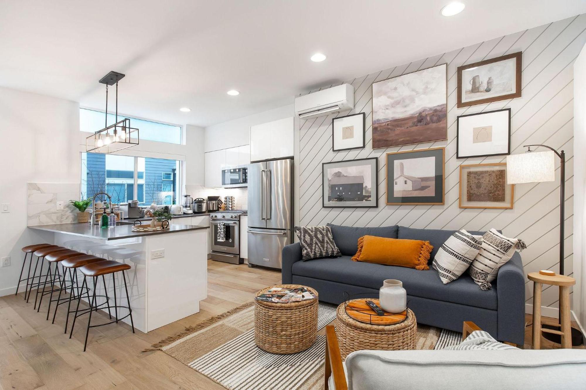 Capitol Luxe Six By Betterstay *