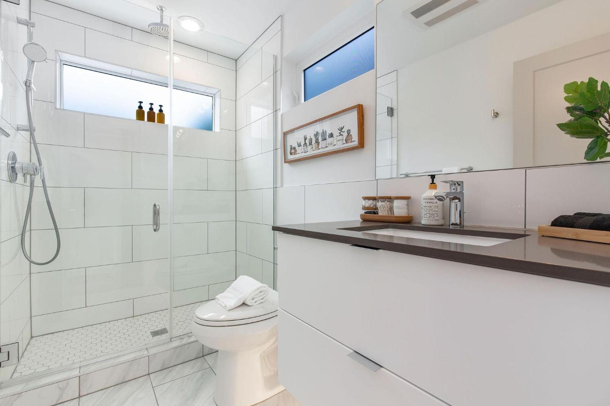 Capitol Luxe Six By Betterstay *